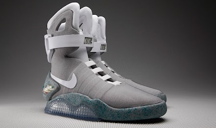 Nike Power Laces kommen 2015 auf den Markt | Marty McFlys 'Zurück in die Zukunft' Schuhe werden hergestellt.