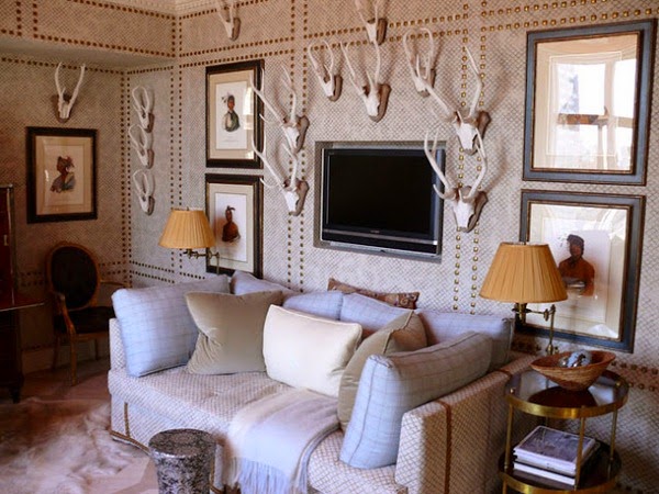 Do you dare to put the horns?