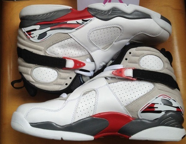 FLIGHT SOCIETY : Air Jordan 8 Retro âBugs Bunnyâ Release Date APRIL 20 2013