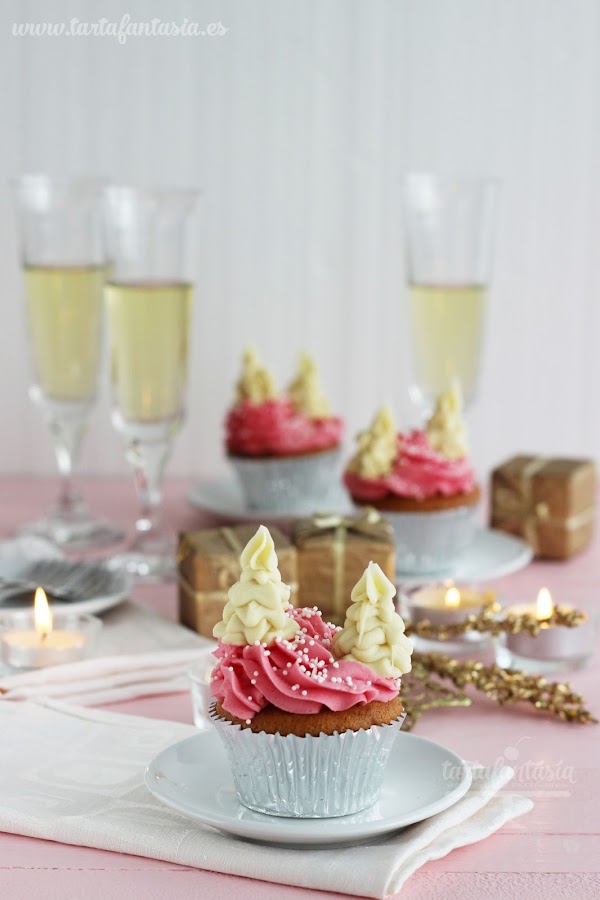 Cupcakes de Navidad con Abetos de chocolate Blanco