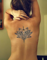 Tatuajes en la espalda para mujeres
