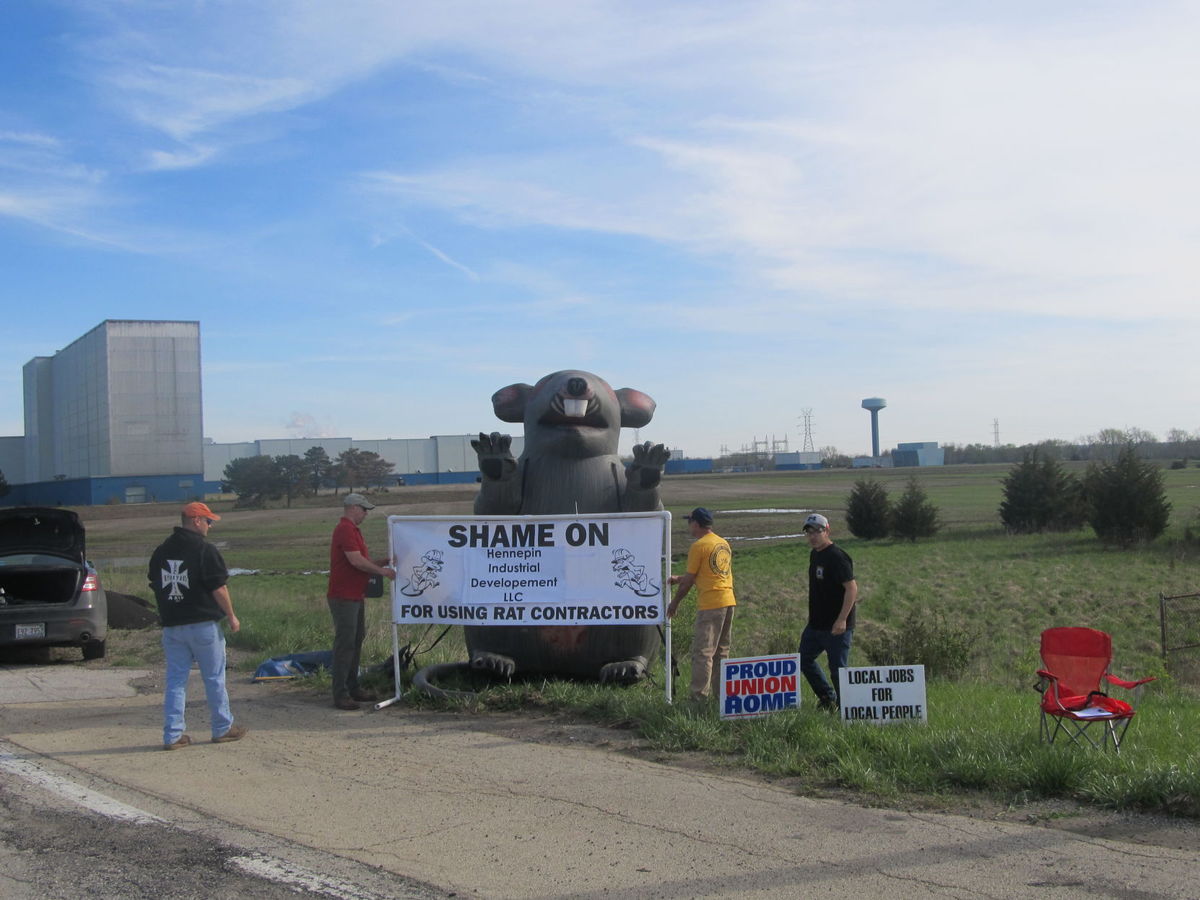 Union Members Protest as Razing Begins at Old Hennepin Steel Mill Site