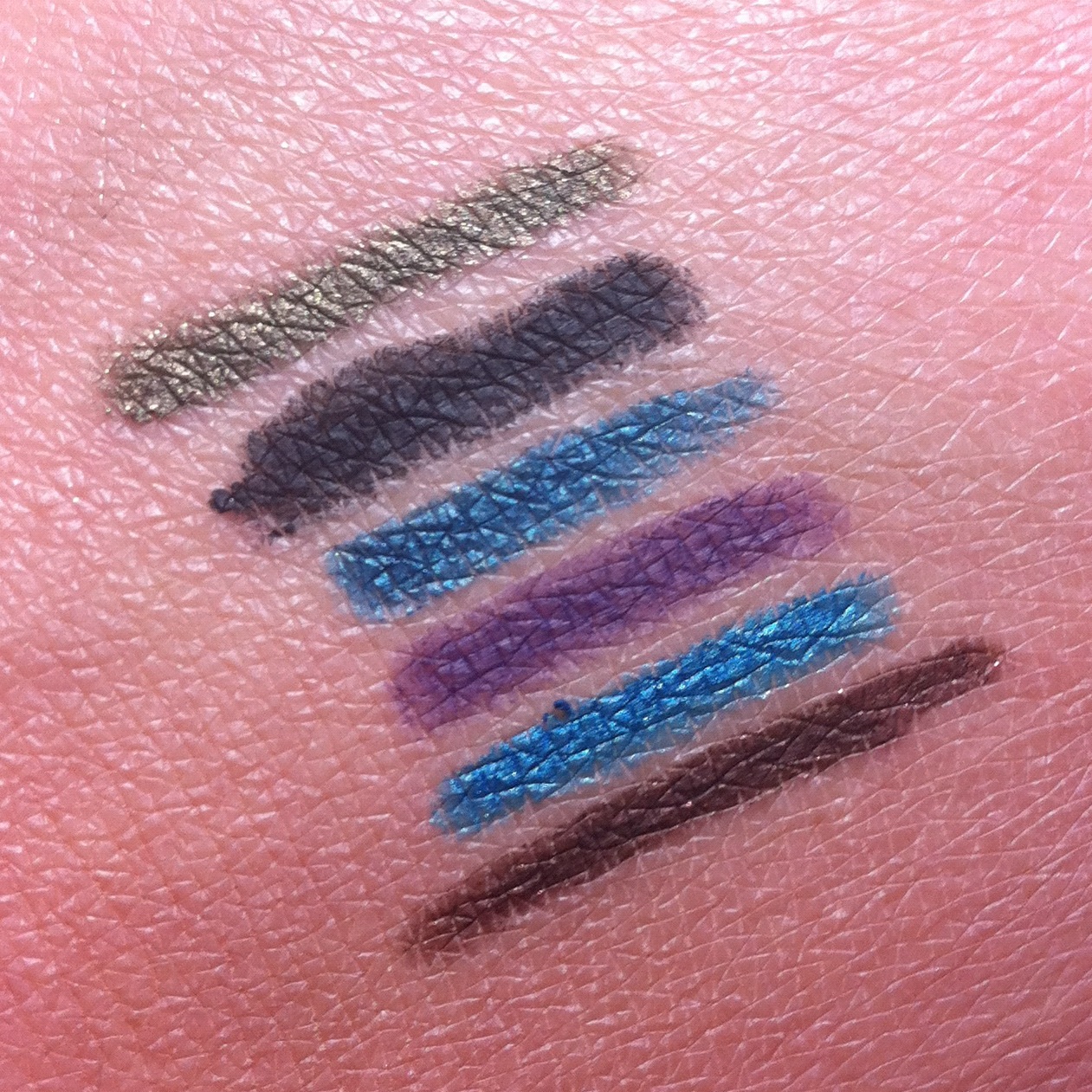 call it beauty. These NYX Retractable Eyeliners Rock My Socks!