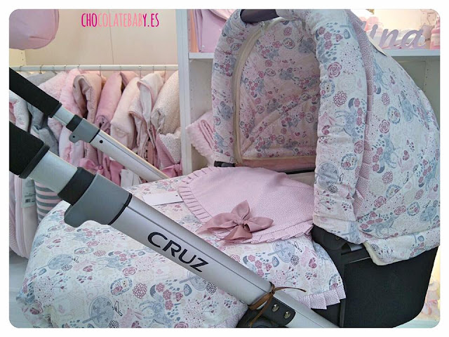 Unikko Bebés | Sacos de silla, mochilas infantiles, bolsos de maternidad..:  Saco y capota para capazo UPPAbaby Cruz