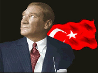 Bayarak ve Atatürk Bayarak ve Atatürk