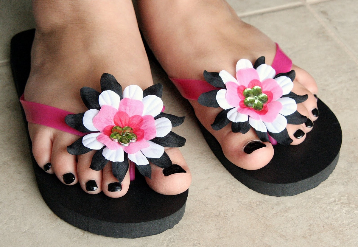 flip flop style shoes