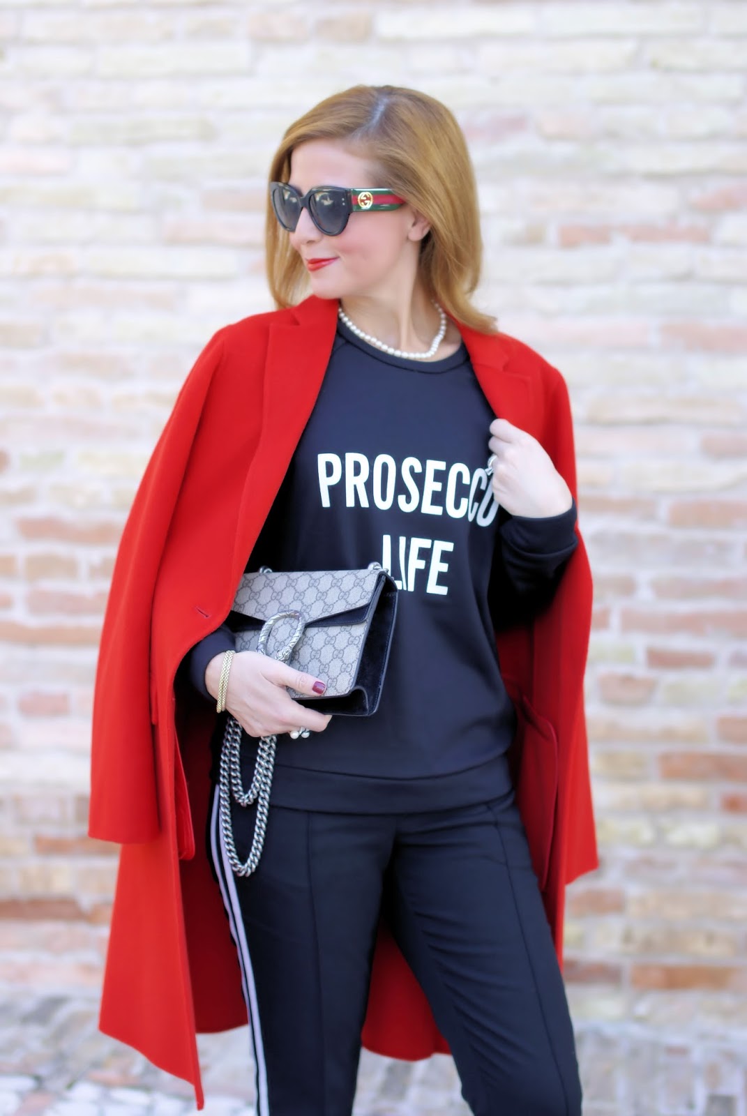 How to wear a read coat with 1.2.3 Paris and prosecco life sweatshirt on Fashion and Cookies fashion blog