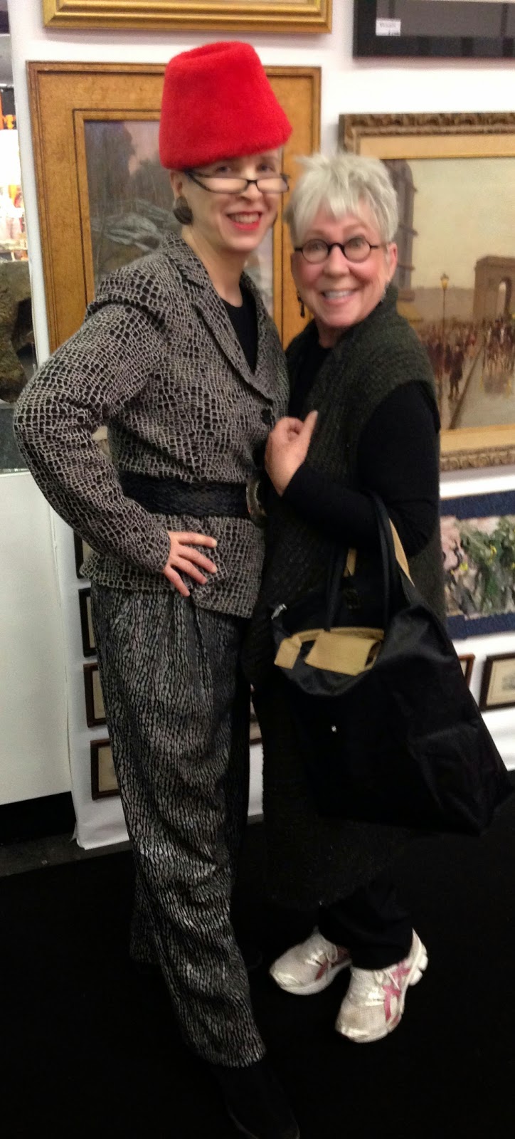 Idiosyncratic Fashionistas: Treasure Hunting at the Pier Antique Show