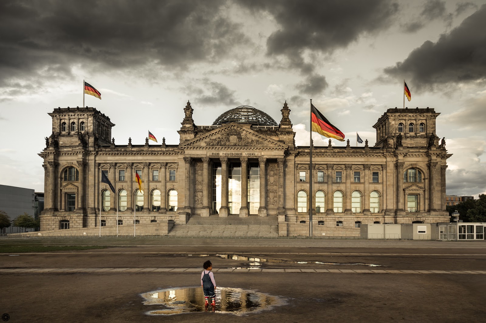 Reichstag 2014 :: Canon EOS5D MkIII | ISO100 | Canon24-105 @24mm | f/4.5 | 1/200s