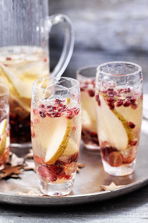 25 Totally Surprising New Year&#039;s Eve Cocktails