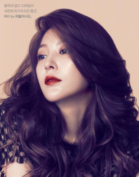 Bí kíp tạo tóc mái lệch phồng đẹp mê hồn cho bạn gái không cần ra tiệm - Ảnh 1 Bi kip tao toc mai lech phong dep me hon cho ban gai khong can ra tiem - Anh 1