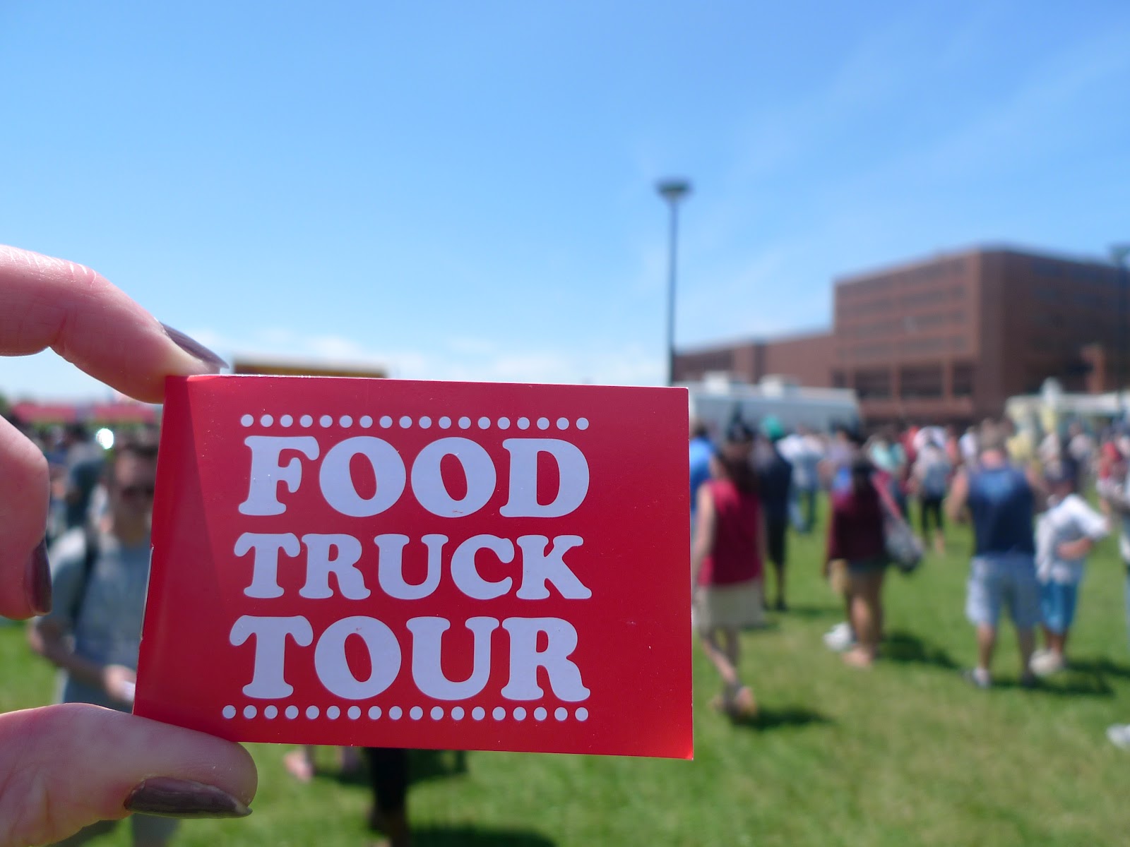 foodista on pointe  Food Truck Festival Brings in the Crowds