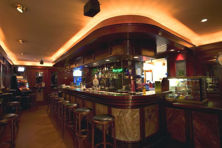 The Adventures of a Rednexk Cock Sucking Dildo Fist Pig Amsterdam Trip Quick Tour of the