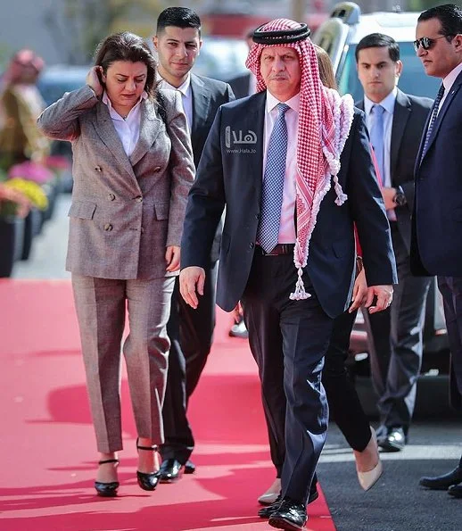 Queen Rania, Crown Prince Hussein,  Princess Muna, Princess Alia, Prince Feisal, Princess Zeina, Princess Ayah, Prince Talal, Princess Ghida