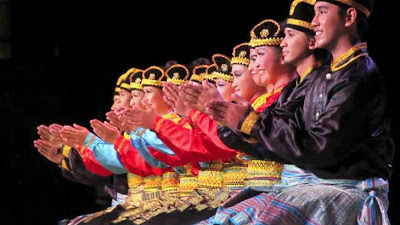 Properti Tari Saman Properti Tari Saman