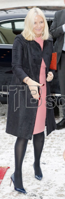 Escarpins Prada / pochette Victoria Beckham