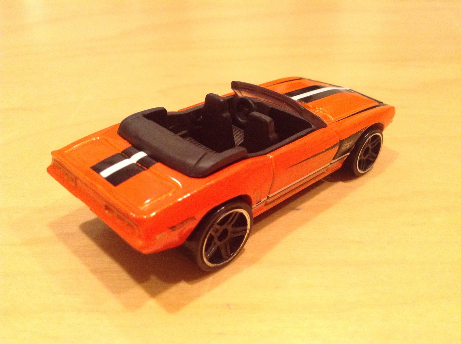 Prodám - Hot Wheels angličák 81 Camaro Then and Now 10 10, Teplice