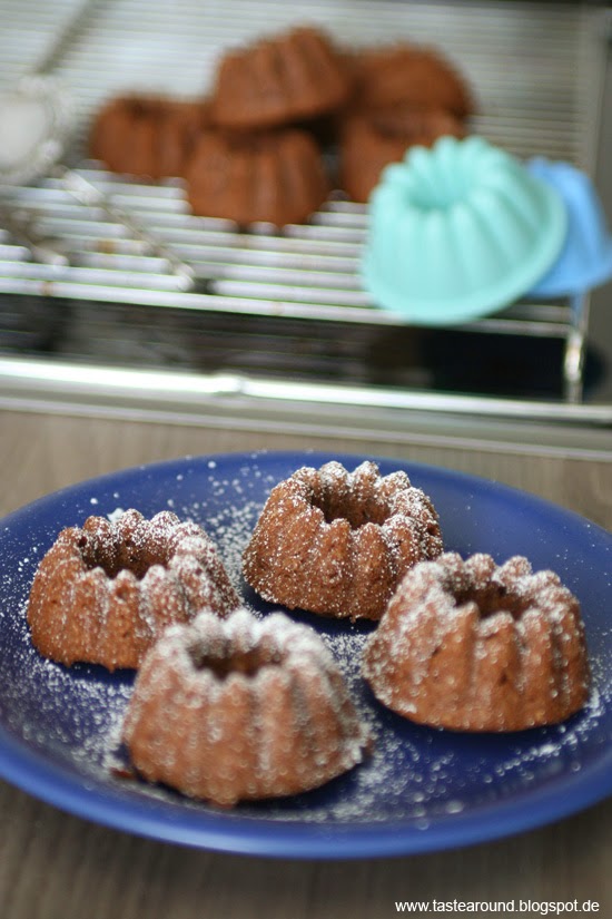TASTE around: Mini-Gugelhupf { Schoko küsst Kokos } TASTE around: Mini-Gugelhupf { Schoko küsst Kokos }