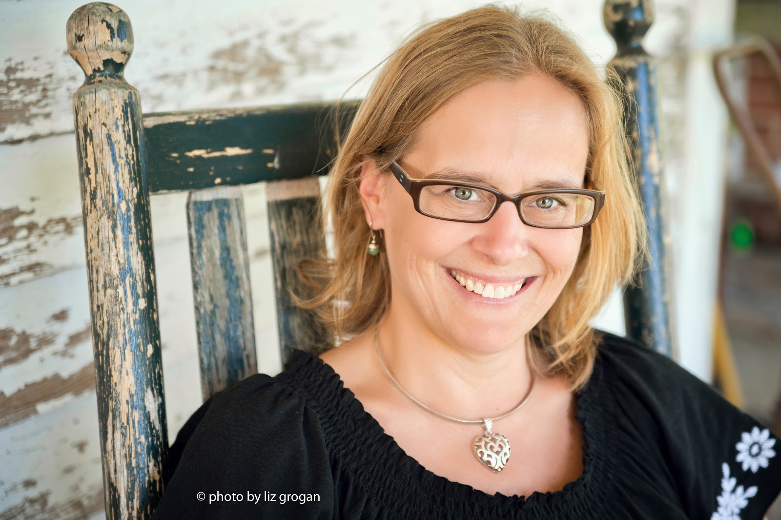 elizabeth larson irving