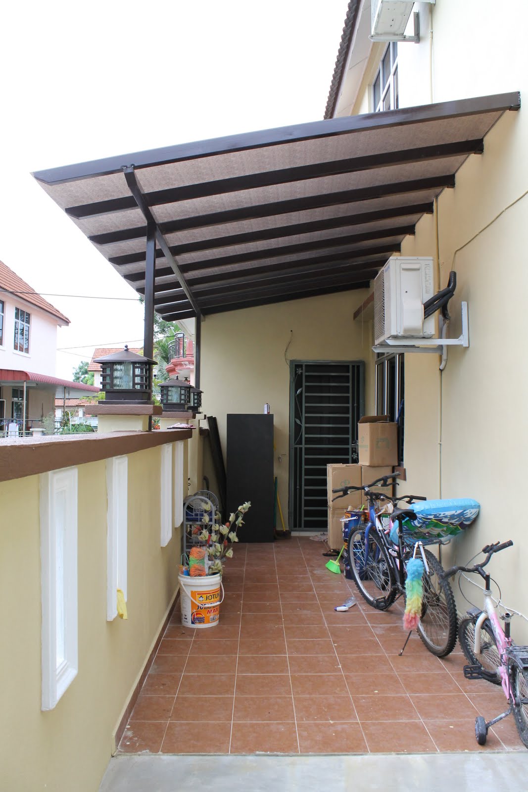 G INTERIOR DESIGN & CONSTRUCTION SDN BHD Kitchen & Car Porch Extension