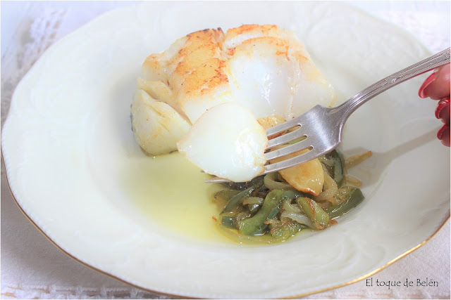 Lomos De  Bacalao Con Pimientos 
