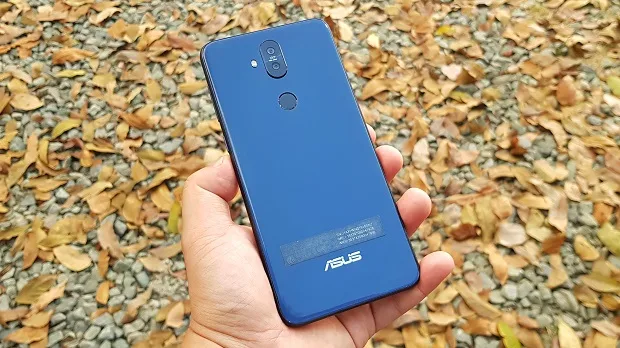 ASUS Zenfone 5Q Unboxing, First Impressions, Antutu, Sample Photos