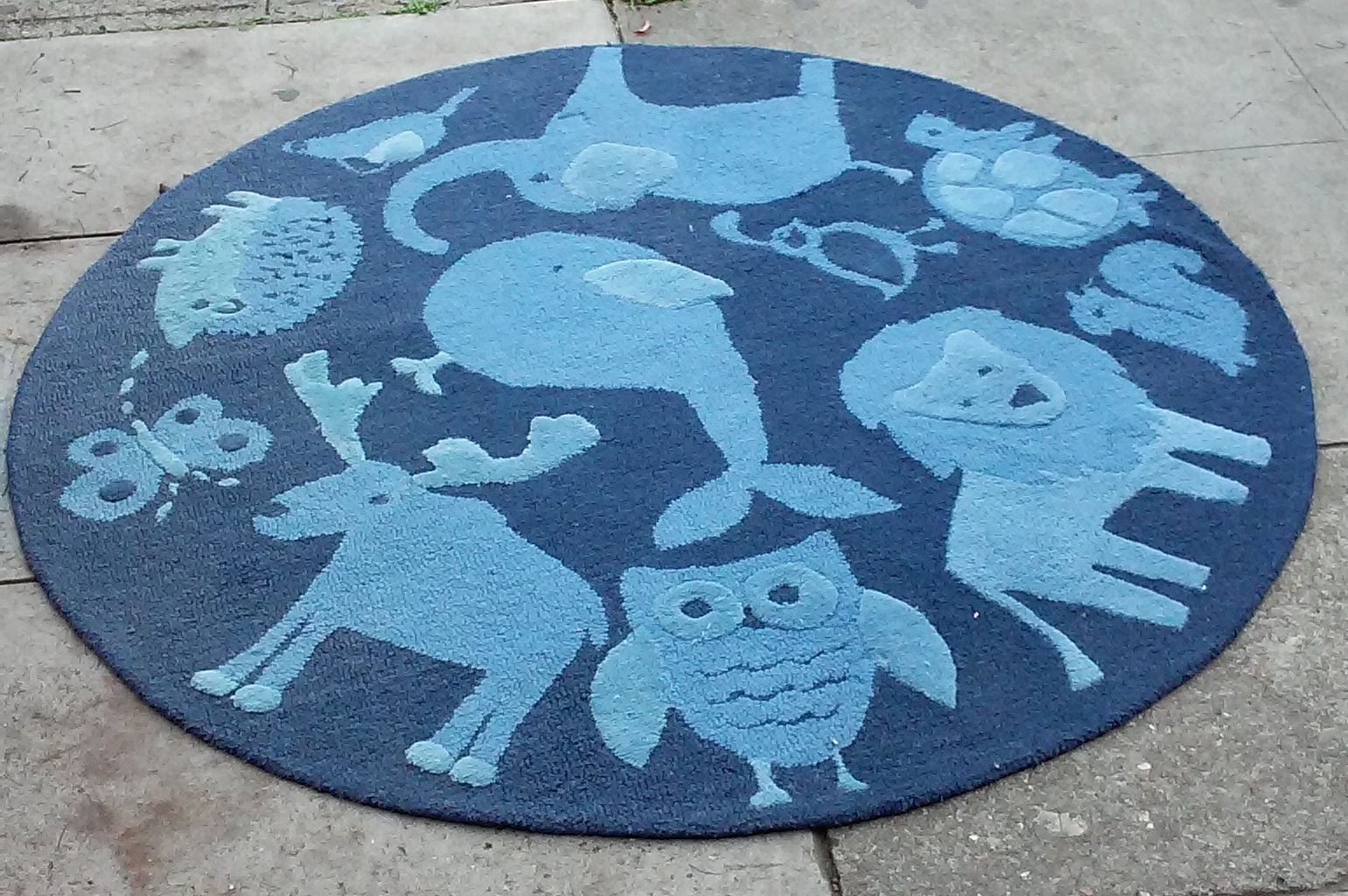 UHURU FURNITURE & COLLECTIBLES SOLD **REDUCED** 5' Round Blue Pottery