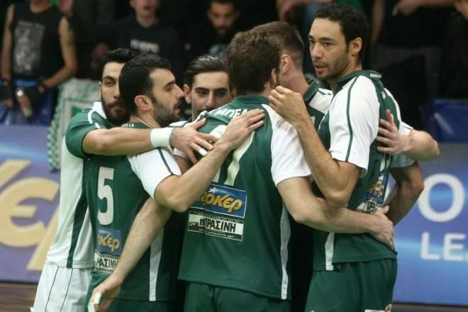 Υποκλίθηκε στους οπαδούς!