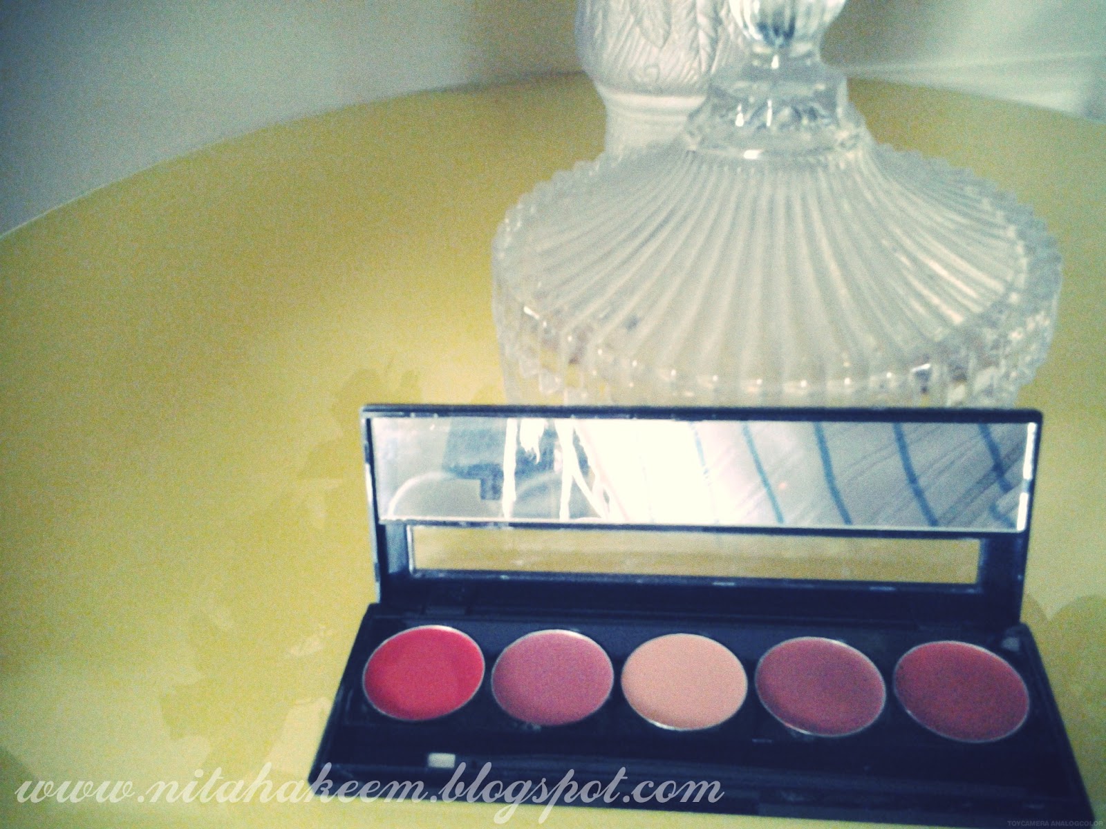 MAKEOVER BRAND Review Lip Palette MakeOver Indonesia **Gregarious