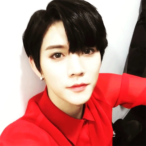 뉴이스트 렌 인스타 셀카 | 인스티즈