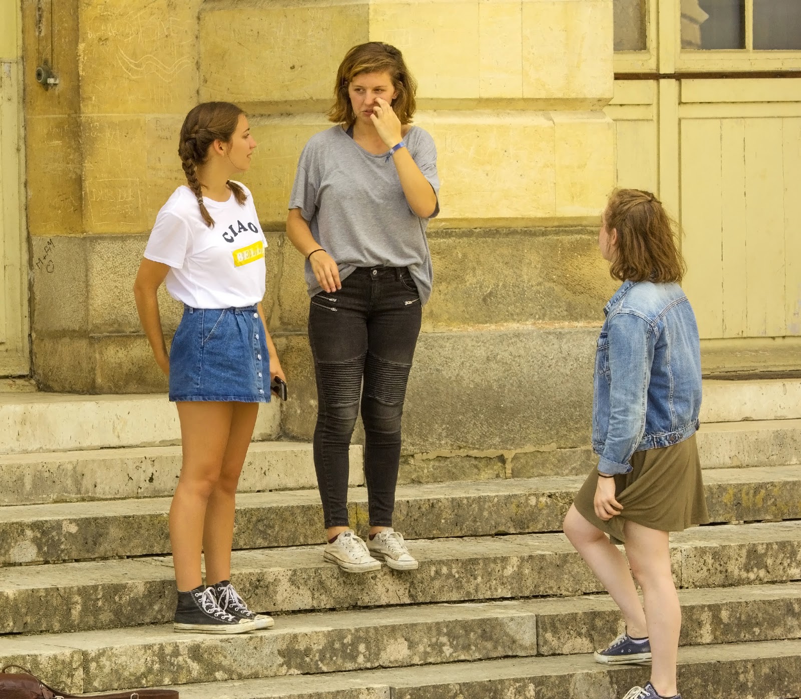 Souvenirs cuisants d'une jeune fille punie février 2017