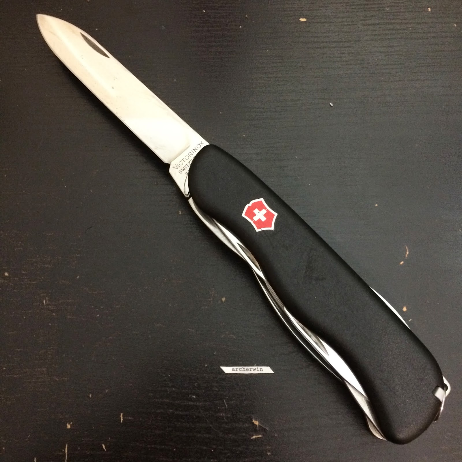 archerwin's Swiss Army Knives COLLECTION Victorinox Jumpmaster 111mm