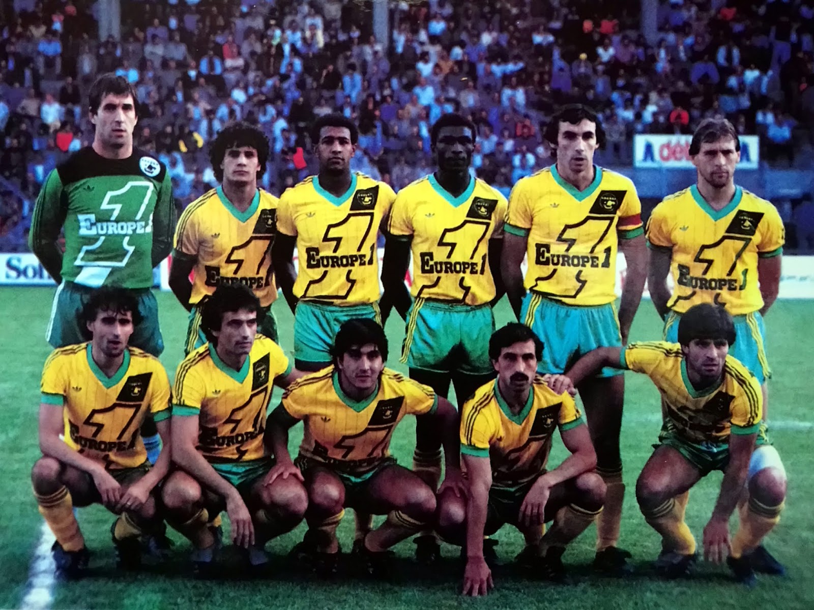 F.C NANTES 198283. By Panini.