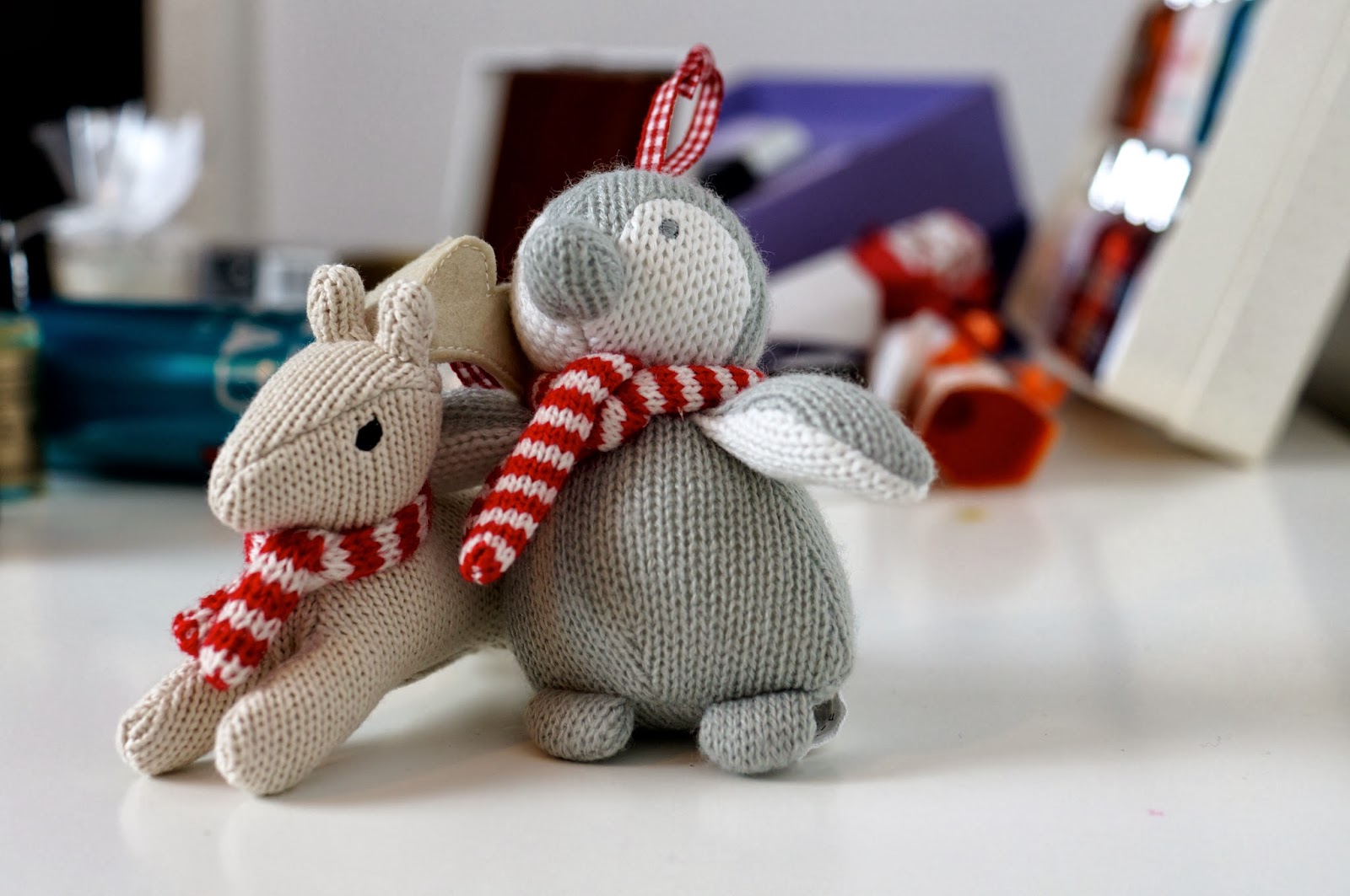 Emtalks The Ultimate Christmas Gift Guide For Her Female Gift Guide
