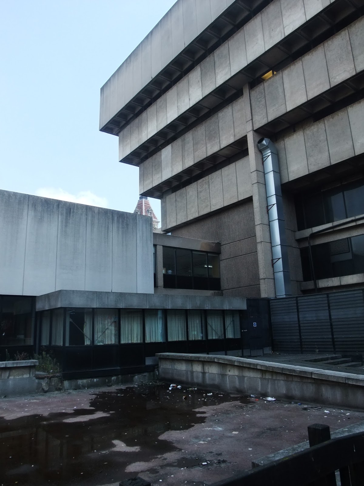 The Knowledge Emporium: Birmingham Central Library