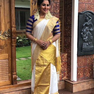 Mallu Actress Sreeya Remesh latest photos Navel Queens Mallu Actress Sreeya Remesh latest photos Navel Queens