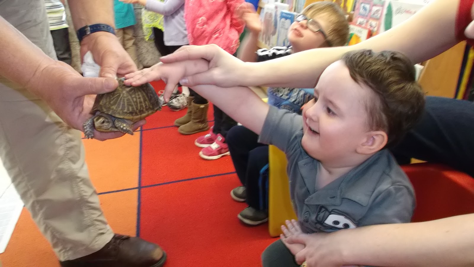 peering-into-preschool-build-create-and-construct