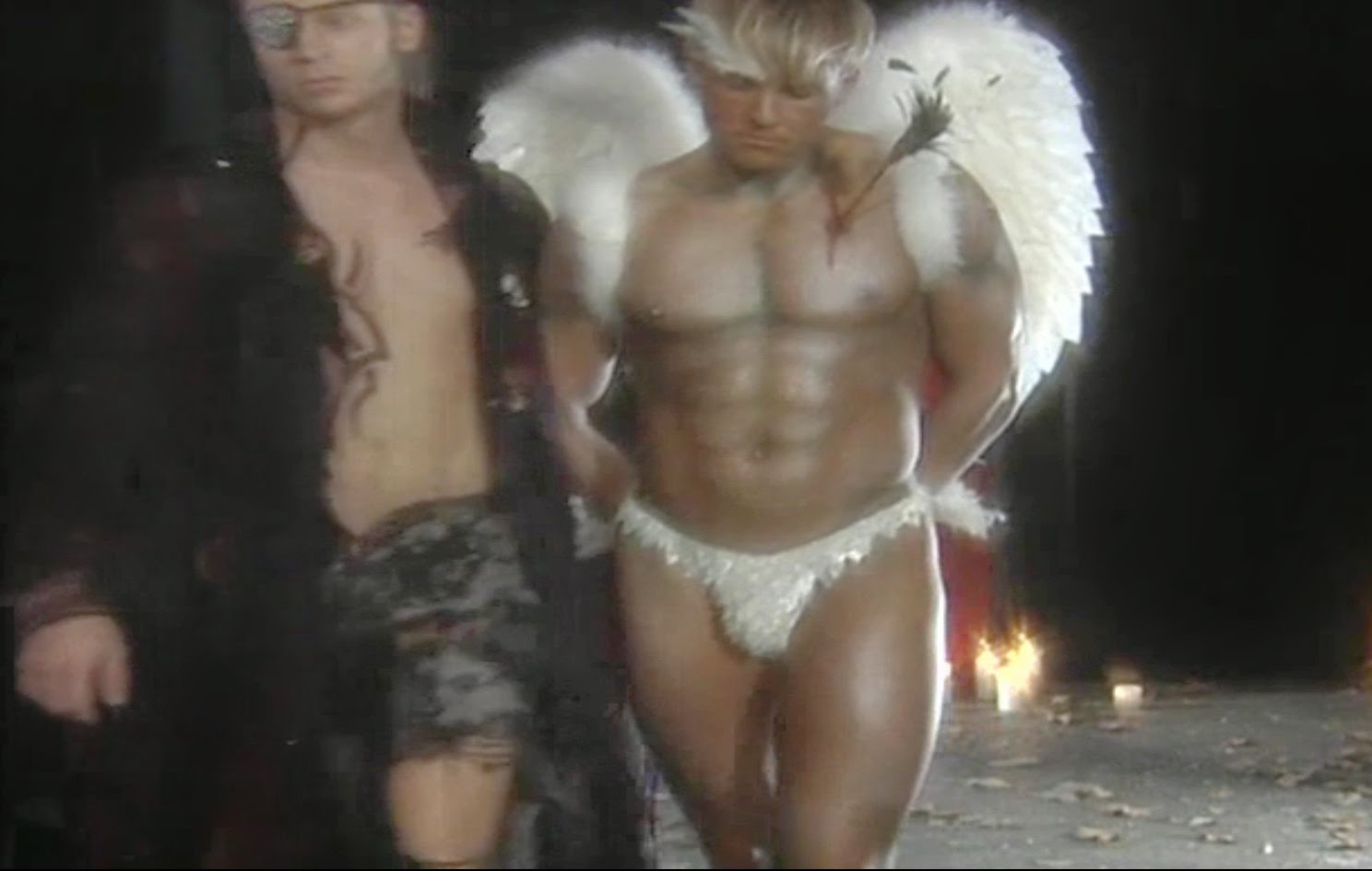 Tranny or woman Gay twink bj