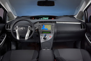 2012 Toyota Prius Plug-in Hybrid Pictures