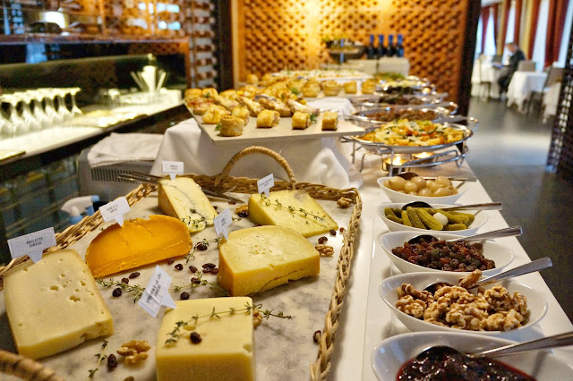 Khéma : Vins, Fromages et Charcuterie à volonté