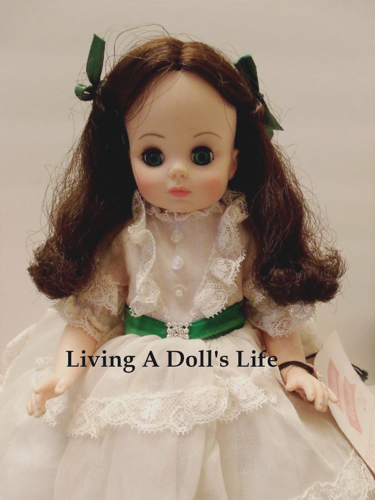 Living A Doll's Life : My Dolls - History of Madame Alexander 