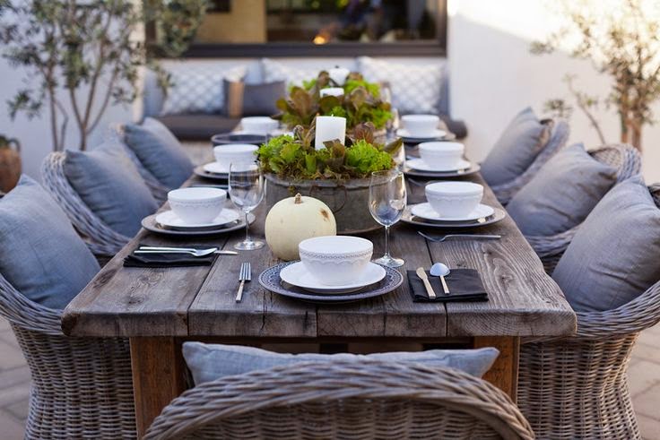 stunning wicker dinning set