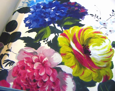 print & pattern: STORE SNAPS - wallpaper