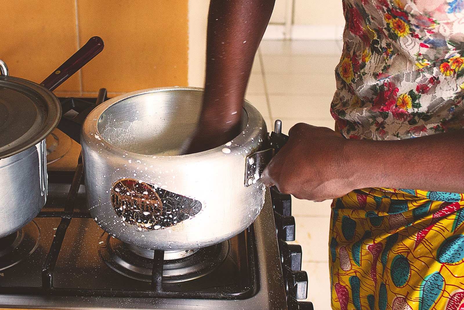 African Peanut Butter Chicken / Sauce de Arachide au Poulet