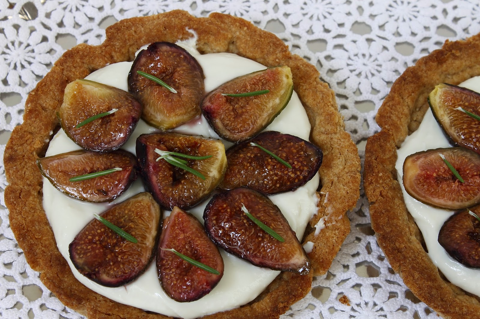 crostata di fichi e rosmarino