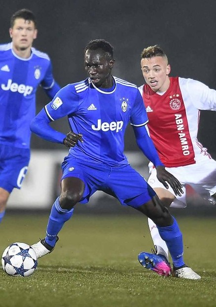 Italie U19 Franck Kanoute A Ecrase Carpi Reference14sport