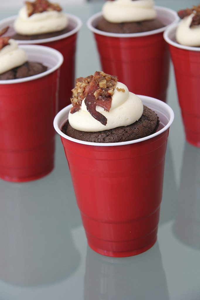 In your back pocket… Red Solo Cup… In your back pocket… Red Solo Cup…