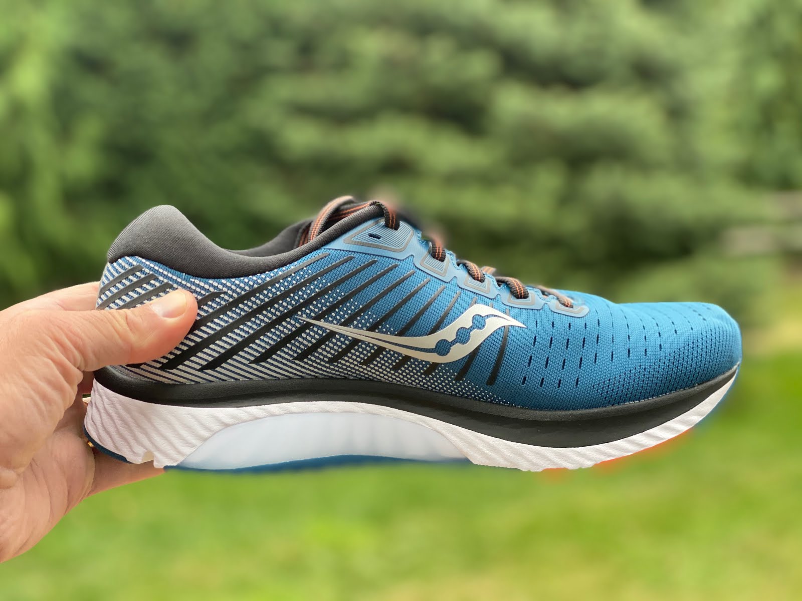 saucony guide running shoes review