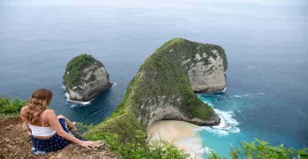 Sisi Lain Keindahan Pulau Bali - Nusa Penida