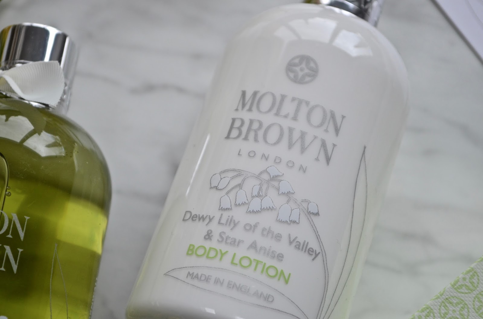 Signature Scents Molton Brown Dewy Lily of The Valley & Star Anise